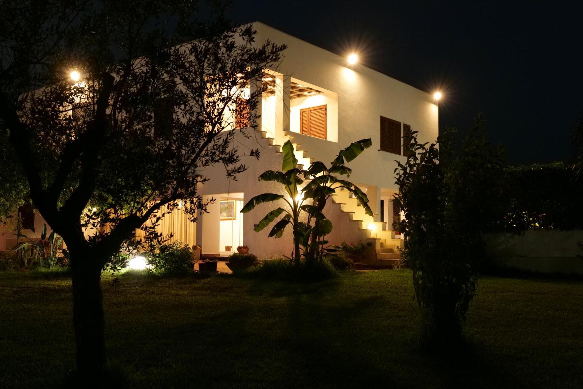Tenuta Ricco With Pool And Garden Cursi Exterior photo